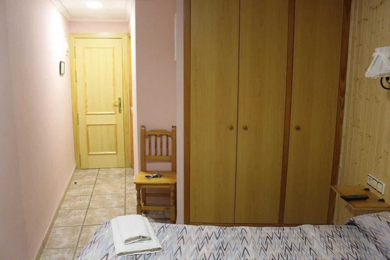 Hostel La Posa Villar del Arzobispo Exteriér fotografie