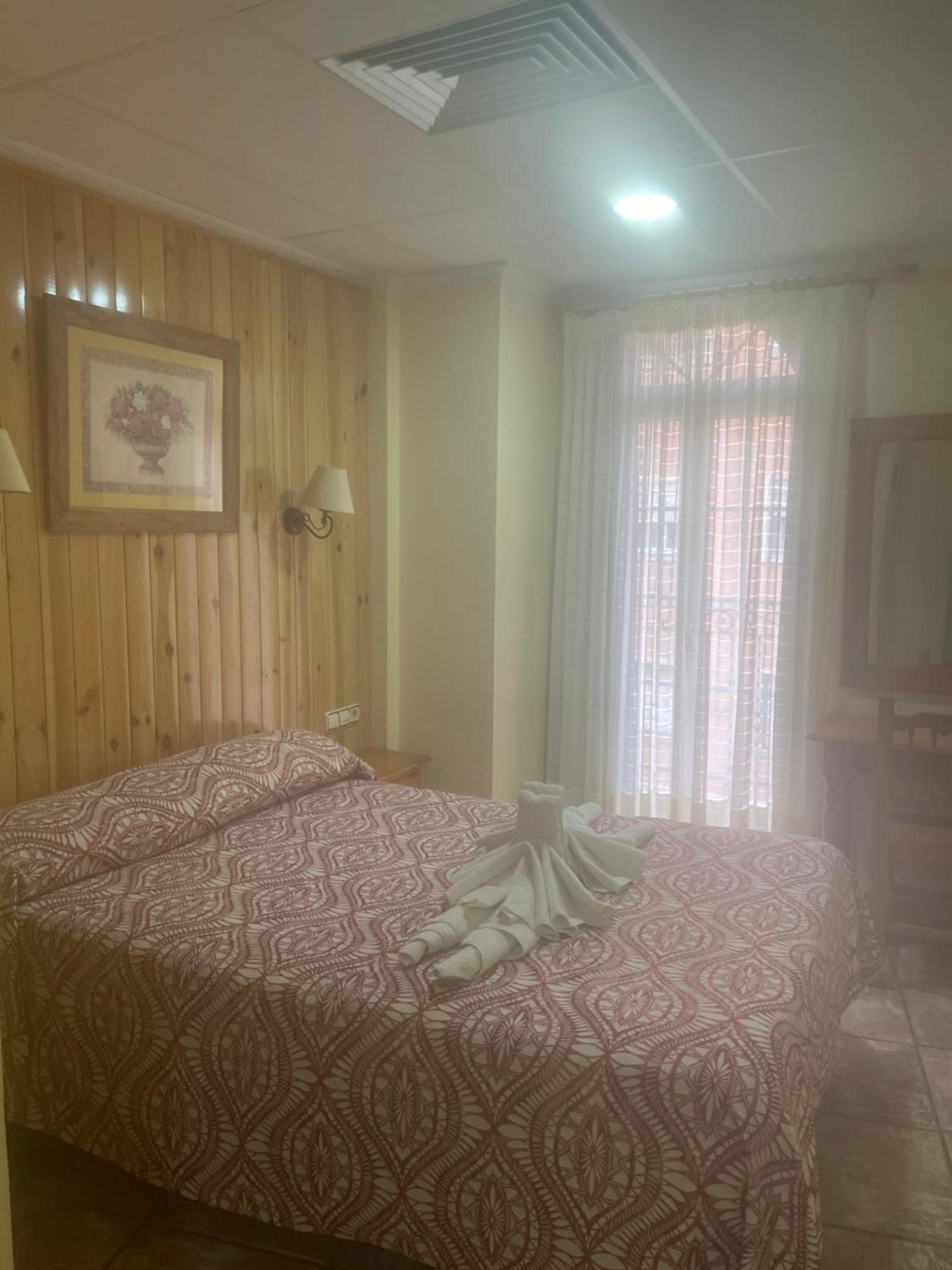 Hostel La Posa Villar del Arzobispo Exteriér fotografie