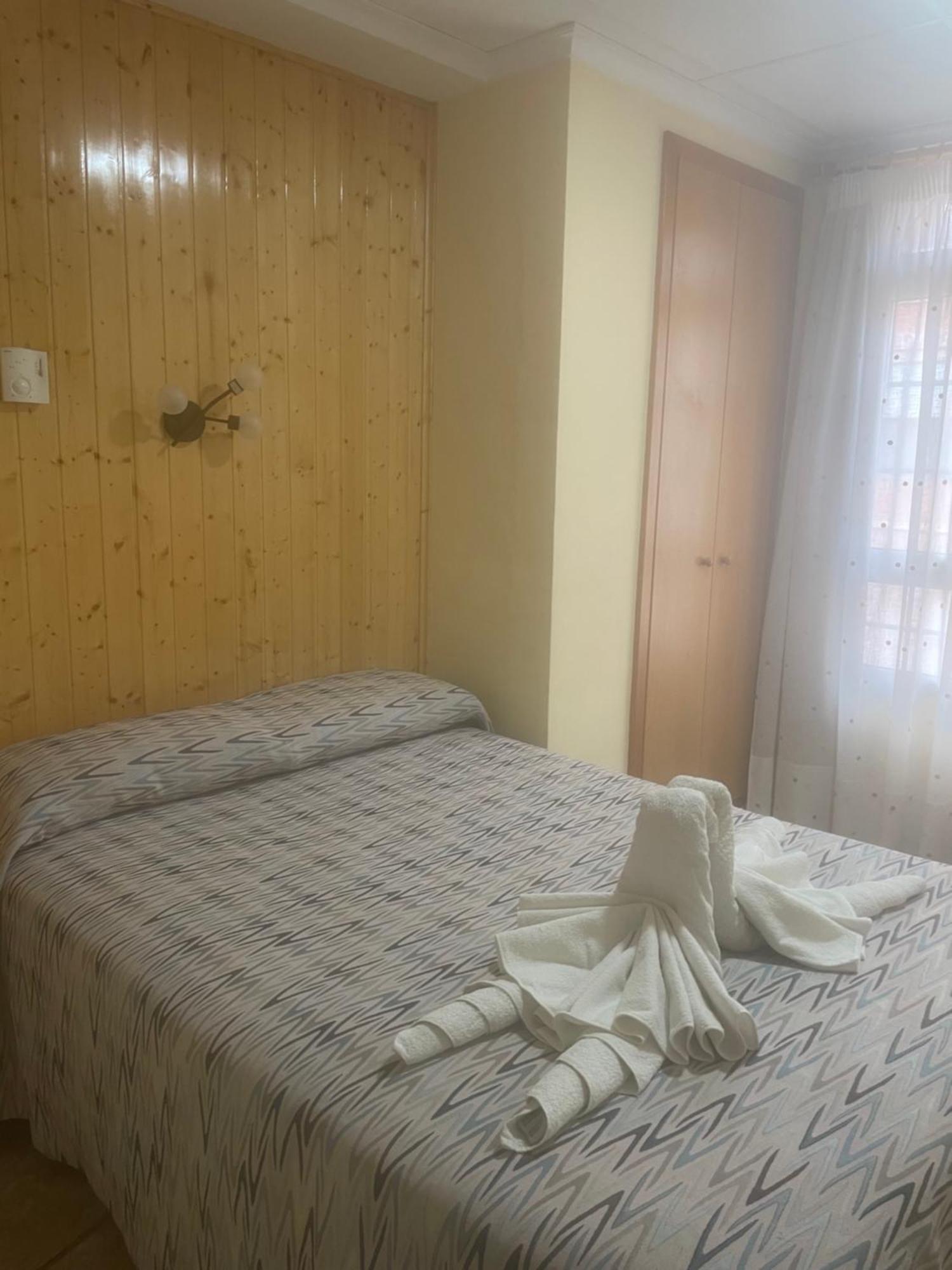 Hostel La Posa Villar del Arzobispo Exteriér fotografie